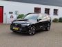 Volvo XC60 T6 Plug-In Hybrid 350pk Aut AWD Plus Dark/ Facelift model/ Trekhaak/ Harman Kardon sound/ 360° Camera/ Nieuwe voorraad auto met 12000 euro voordeel