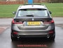 BMW 3-Serie Touring 318i Business Edition Plus PANO / TREKHAAK / VERWARMD STUURWIEL + 4 STOELEN