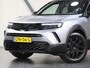 Opel Mokka 1.2 136PK Turbo Hybrid GS | Navigatie | Airco | Climate Control | Adaptieve Cruise Control | Achteruitrijcamera | Massage stoelen voor | Alcantara Bekleding | Dodehoek Detectie | LED | Lichtmetalen Velgen 18" | Apple Carplay/Android Auto |