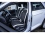 Volkswagen T-Roc 1.5 TSI Sport | Airco (automatisch) | Lichtmetalen velgen 17" | Trekhaak