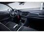 Volkswagen T-Roc 1.5 TSI Sport | Airco (automatisch) | Lichtmetalen velgen 17" | Trekhaak