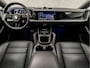 Porsche Cayenne Coupé 3.0 E-Hybrid SportDesign 471Pk Automaat (PANORAMADAK, LUCHTVERING, SPORT CHRONO PAKKET, SPORTUITLAAT, MEMORY SEATS, SFEERVERLICHTING, RODE GORDELS, NIEUWSTAAT)