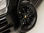 Porsche Cayenne Coupé 3.0 E-Hybrid SportDesign 471Pk Automaat (PANORAMADAK, LUCHTVERING, SPORT CHRONO PAKKET, SPORTUITLAAT, MEMORY SEATS, SFEERVERLICHTING, RODE GORDELS, NIEUWSTAAT)