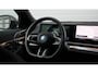 BMW 5-Serie Touring 530e xDrive M-Sport Pro | Stoelventilatie | Bowers & Wilkins | M Carbon exterieur | Onderstel Professional | Head-up | Panoramadak | Trekhaak