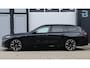 BMW 5-Serie Touring 530e xDrive M-Sport Pro | Stoelventilatie | Bowers & Wilkins | M Carbon exterieur | Onderstel Professional | Head-up | Panoramadak | Trekhaak