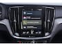 Volvo S60 2.0 B3 Inscription Apple Carplay/Android Auto | Parkeercamera Achter | Addaptieve Cruise Control | Verwarmbare Voorstoelen + Stuurwiel