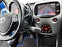 Toyota Aygo 1.0 VVT-i x-play Direct leverbaar! Handsegmentgas, bedrijfsrem en opklapbare pedalen