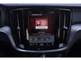 Volvo V60 2.0 B3 Core Verwarmbare Voorstoelen + Stuurwiel | Adaptieve Cruise Control | Parkeercamera Achter | Apple Carplay/Android Auto