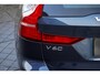Volvo V60 2.0 B3 Core Verwarmbare Voorstoelen + Stuurwiel | Adaptieve Cruise Control | Parkeercamera Achter | Apple Carplay/Android Auto