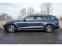 Volvo V60 2.0 B3 Core Verwarmbare Voorstoelen + Stuurwiel | Adaptieve Cruise Control | Parkeercamera Achter | Apple Carplay/Android Auto