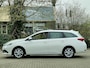 Toyota Auris Touring Sports 1.8 Hybrid Edition S | Camera | Cruise | Xenon | Stoelverwarming