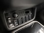 Mitsubishi Outlander 2.0 PHEV X-Line 203pk Automaat (CAMERA, DAB+, ALCANTARA/LEER, SPORTSTOELEN, STOELVERWARMING, BLUETOOTH, GETINT GLAS, XENON, NIEUWSTAAT)