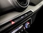 Audi Q2 30 TFSI Sport (APPLE CARPLAY, GROOT NAVI, CLIMATE, GETINT GLAS, ADAPTIVE CRUISE, SPORTSTOELEN, LED KOPLAMPEN, PARKEERSENSOREN, NIEUWSTAAT)