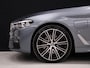 BMW 5-Serie 530e iPerformance High Executive M Sport [ADAPTIVE CRUISE CONTROL, APPLE CARPLAY, HUD, PDC V+A, STUURVERWARMING, STOELVERWARMING, ELEKTRISCHE ACHTERKLEP, NIEUWSTAAT]