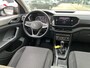 Volkswagen T-Cross 1.0 TSI Life Automaat | Stoelverwarming | Adaptieve Cruise Control | Climate Control