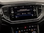 Volkswagen T-Roc 2.0 TSI 4Motion Sport 191Pk Automaat (PANORAMADAK, VIRTUAL COCKPIT, APPLE CARPLAY, BEATS AUDIO, STUUR/STOELVERWARMING, SPORTSTOELEN, ADAPTIVE CRUISE, LED KOPLAMPEN, CAMERA, NIEUWSTAAT)