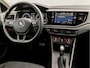 Volkswagen Polo 1.0 TSI Sportline Automaat (APPLE CARPLAY, GROOT NAVI, LM VELGEN, SPORTSTOELEN, PARKEERSENSOREN, ADAPTIVE CRUISE, NIEUWSTAAT)