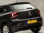 Volkswagen Polo 1.0 TSI Sportline Automaat (APPLE CARPLAY, GROOT NAVI, LM VELGEN, SPORTSTOELEN, PARKEERSENSOREN, ADAPTIVE CRUISE, NIEUWSTAAT)