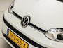 Volkswagen Up! 1.0 Sport (STOELVERWARMING, CLIMATE, CAMERA, CRUISE, ZWART HEMEL, SPORTSTOELEN, LM VELGEN, PARKEERSENSOREN, MULTIFUNCTIONEEL STUURWIEL, NIEUWSTAAT)