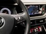 Volkswagen Polo 1.0 TSI Sportline Automaat (GROOT NAVI, ADAPTIVE CRUISE, PARKEERSENSOREN, SPORTSTOELEN, LM VELGEN, ARMSTEUN, NIEUWSTAAT)