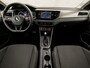 Volkswagen Polo 1.0 TSI Sportline Automaat (GROOT NAVI, ADAPTIVE CRUISE, PARKEERSENSOREN, SPORTSTOELEN, LM VELGEN, ARMSTEUN, NIEUWSTAAT)