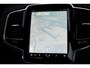 Volvo XC90 T8 AWD Ultra Dark | Verwarmde, Geventileerde en Masserende Voorstoelen | Luchtvering | Panoramisch Schuif-/Kanteldak | Semi-Elektrische Trekhaak | 360º Camera | 4-Zone Climate Control | Gelamineerd en Getint Glas Achter| Bowers & Wilkins |