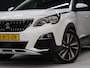Peugeot 3008 1.2 PureTech Allure RIEM VERV. [TREKHAAK, MEMORY SEATS, CRUISE CONTROL, APPLE CARPLAY, ANDROID AUTO, ACHTERUITRIJCAMERA, PDC V+A, STOELVERWARMING, ELEKTRISCHE ACHTERKLEP, NIEUWSTAAT]