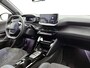 Peugeot e-2008 EV GT 54 kWh | 400km Actieradius | Panoramisch schuifdak | Elektrisch Verstelbare Stoel | Stoelverwarming | Camera |