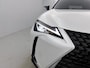 Lexus UX 250h Preference Line | Keyless Entry | Stoel en Stuurverwarming | Dodehoek Sensor |