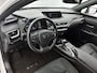 Lexus UX 250h Preference Line | Keyless Entry | Stoel en Stuurverwarming | Dodehoek Sensor |