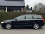 Volvo V70 2.0 D4 Automaat Nordic | TREKHAAK | ACHTERUITRIJCAMERA | STOELVERWARMING | CRUISE CONTROL