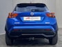 Nissan Juke 1.6 Hybrid N-Connecta Automaat / Fabrieksgarantie tot 08-2027 / Dealer onderhouden / Afn. trekhhaak 750 kg / Stuur-, stoel & voorruitverwarming / Camera  360° / Navigatie / Adapt. CC / Apple Carplay Android / 17" LM wielen /