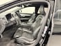 Volvo V90 T6 AWD R-Design BLACK PANO/TREKHAAK/H&K/MEMORY/LEER-ALCANTARA/KEYLESS/ACC/PILOT-ASSIST/19"/DONKERE-HEMEL/PRIVACY/SFEER/LED/RECENT GROTE OH BEURT GEHAD BIJ VOLVO