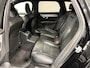 Volvo V90 T6 AWD R-Design BLACK PANO/TREKHAAK/H&K/MEMORY/LEER-ALCANTARA/KEYLESS/ACC/PILOT-ASSIST/19"/DONKERE-HEMEL/PRIVACY/SFEER/LED/RECENT GROTE OH BEURT GEHAD BIJ VOLVO