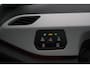 Volkswagen ID.3 First Plus 58 kWh SOH 92% | IQ Light | Navigatie | Camera | Stoel/Stuurverwarming