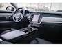 Volvo V90 2.0 T8 Plug-in hybrid AWD Ultra Dark | 360 Graden camera | Trekhaak | Schuif-/kanteldak | Adaptieve Cruise Control | Adaptieve LED koplampen | Head-up Display