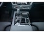 Volvo V90 2.0 T8 Plug-in hybrid AWD Ultra Dark | 360 Graden camera | Trekhaak | Schuif-/kanteldak | Adaptieve Cruise Control | Adaptieve LED koplampen | Head-up Display
