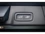 Volvo V90 2.0 T8 Plug-in hybrid AWD Ultra Dark | 360 Graden camera | Trekhaak | Schuif-/kanteldak | Adaptieve Cruise Control | Adaptieve LED koplampen | Head-up Display