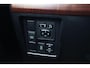 Toyota Land Cruiser 3.0 D-4D SX | Panoramadak | Trekhaak | Leder | Navigatie | JBL | Treeplanken | Stoelverwarming | Dodehoek detectie