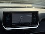 Peugeot e-2008 EV Allure 50 kWh | SoH 93,4% | Navi, 3D Virt. Cockp., Camera, Cruise, Climate, Sfeerverlichting, Carplay/Android |