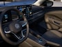 Volkswagen T-Roc Life First Edition 1.5 eTSI 116 PK | Trekhaak | 18" velgen | Camera | Getint glas |