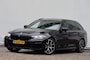 BMW 5-Serie Touring 530e M-Sport - 292 pk **Pano / Trekh / Head up / Harman Kardon