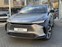 Toyota BZ4X 71,4 kWh 204pk Dynamic | 3-Fase, 360 Camera, Blind Spot monitor, Elektrische achterklep, Parkeersensoren, Stoelverwarming