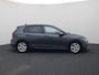 Volkswagen Golf 1.0 eTSI 110PK DSG Life · Apple/Android Car Play · Navigatie · P-Sensoren · Sfeerverlichting · Garantie t/m 14-03-2027 of 100.000km