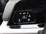 Volkswagen Golf 1.0 eTSI 110PK DSG Life · Apple/Android Car Play · Navigatie · P-Sensoren · Sfeerverlichting · Garantie t/m 14-03-2027 of 100.000km