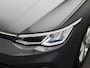 Volkswagen Golf 1.0 eTSI 110PK DSG Life · Apple/Android Car Play · Navigatie · P-Sensoren · Sfeerverlichting · Garantie t/m 14-03-2027 of 100.000km
