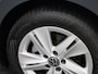 Volkswagen Golf 1.0 eTSI 110PK DSG Life · Apple/Android Car Play · Navigatie · P-Sensoren · Sfeerverlichting · Garantie t/m 14-03-2027 of 100.000km