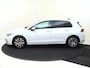Volkswagen Golf 1.4 eHybrid Style | SoH 98% | Adaptieve cruise control | Achteruitrijcamera | 3-zone airco | Dodehoek detectie | Stoel- en stuurwielverwarming | CarPlay |