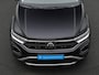 Volkswagen T-Roc 1.5 TSI 150 pk DSG Life | Trekhaak | Stoelverwarming | Carplay | Parkeersensoren voor/achter | Adaptive Cruise