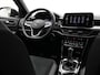 Volkswagen T-Roc 1.5 TSI 150 pk DSG Style | Achteruitrijcamera | Stoelverwarming | Navigatie | Adaptive Cruise
